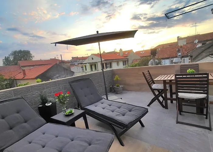 Sanchi-bossa Apartman *